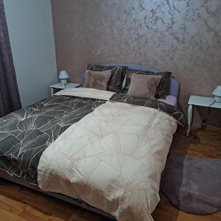Apartman Lara 2 Apartment Foca Ngoại thất bức ảnh