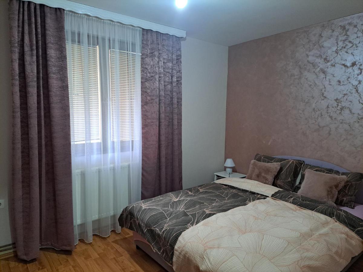 Apartman Lara 2 Apartment Foca Ngoại thất bức ảnh
