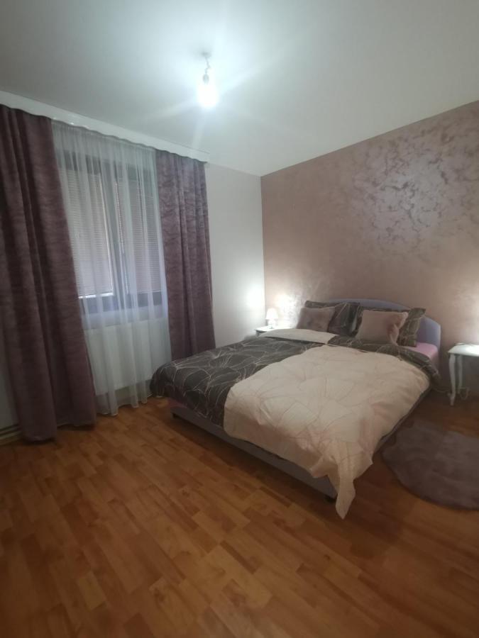 Apartman Lara 2 Apartment Foca Ngoại thất bức ảnh