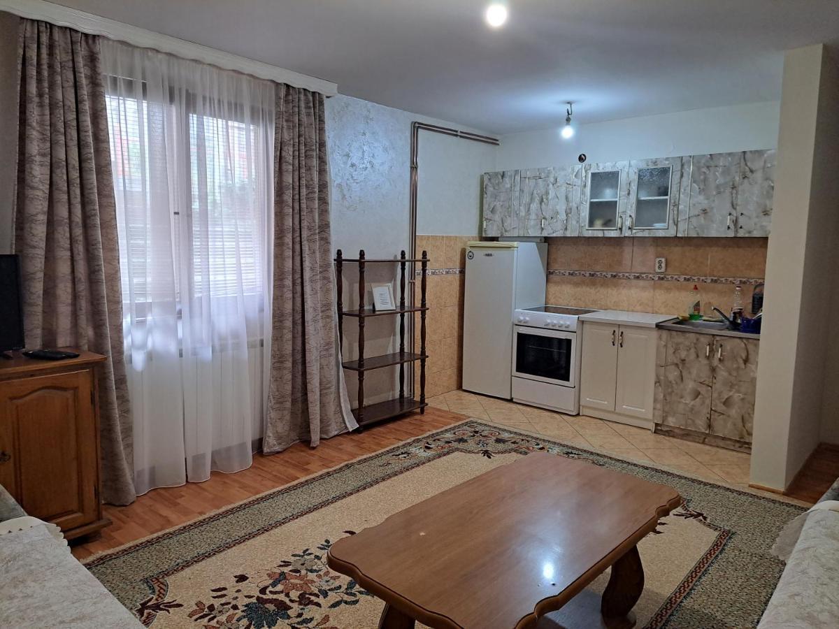 Apartman Lara 2 Apartment Foca Ngoại thất bức ảnh